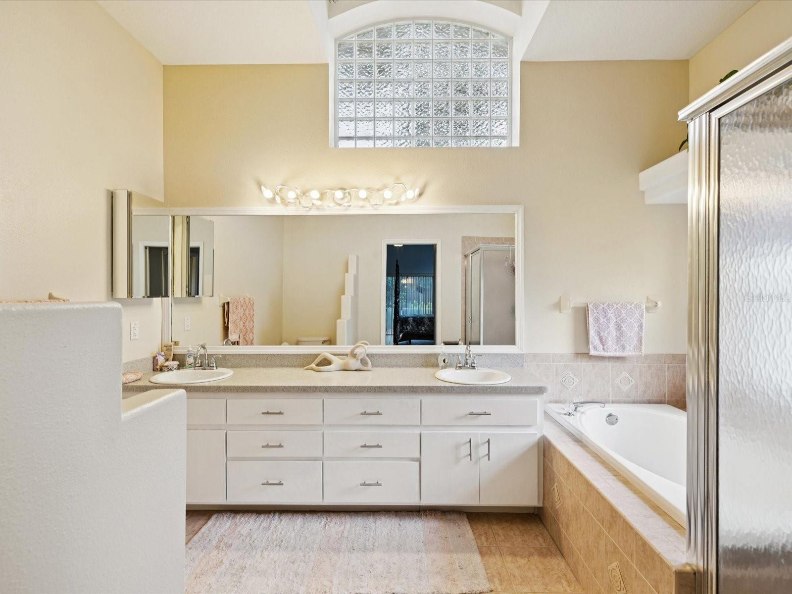 primary en-suite bathroom
