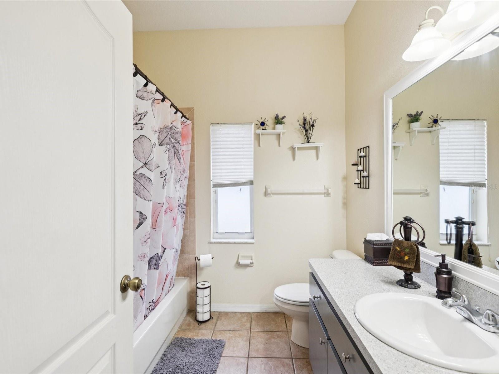 hallway bathtoom