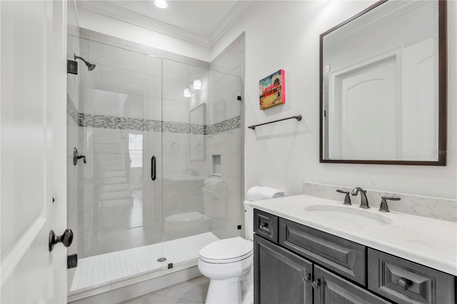1st Floor Full Bathroom