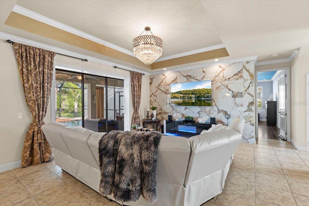 Chandelier