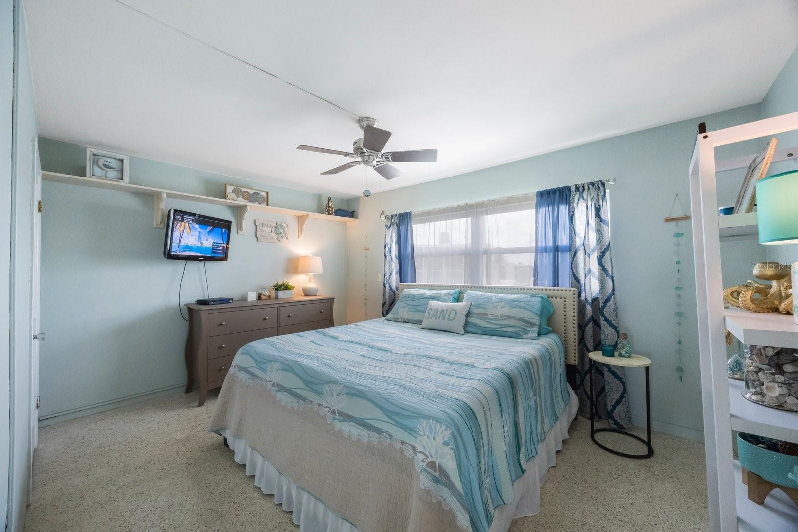Spacious Bedroom with huge 8' x 5' Walk In Closet