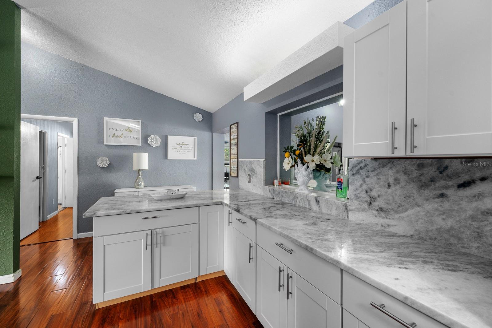 New kitchen counters