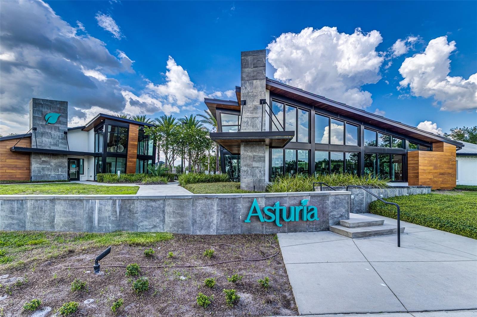 clubhouse & gym