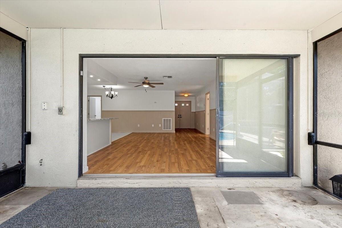 Stacker Glass Slider Doors