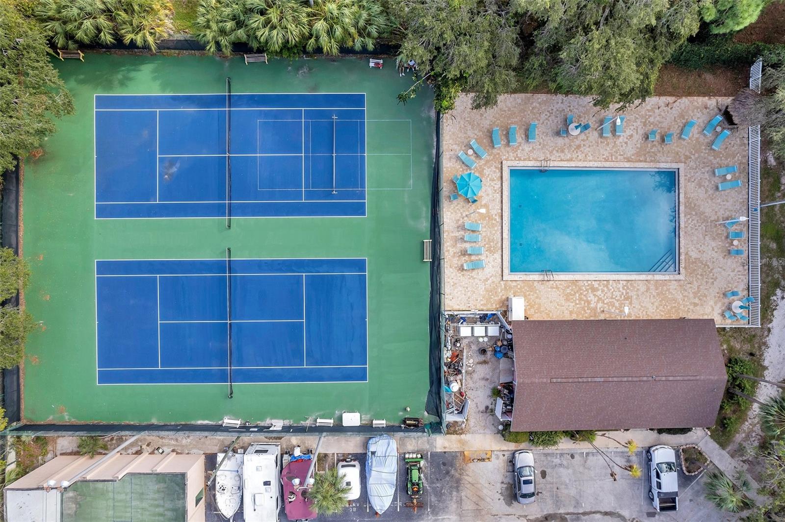 Tennis/Pickleball/family pool
