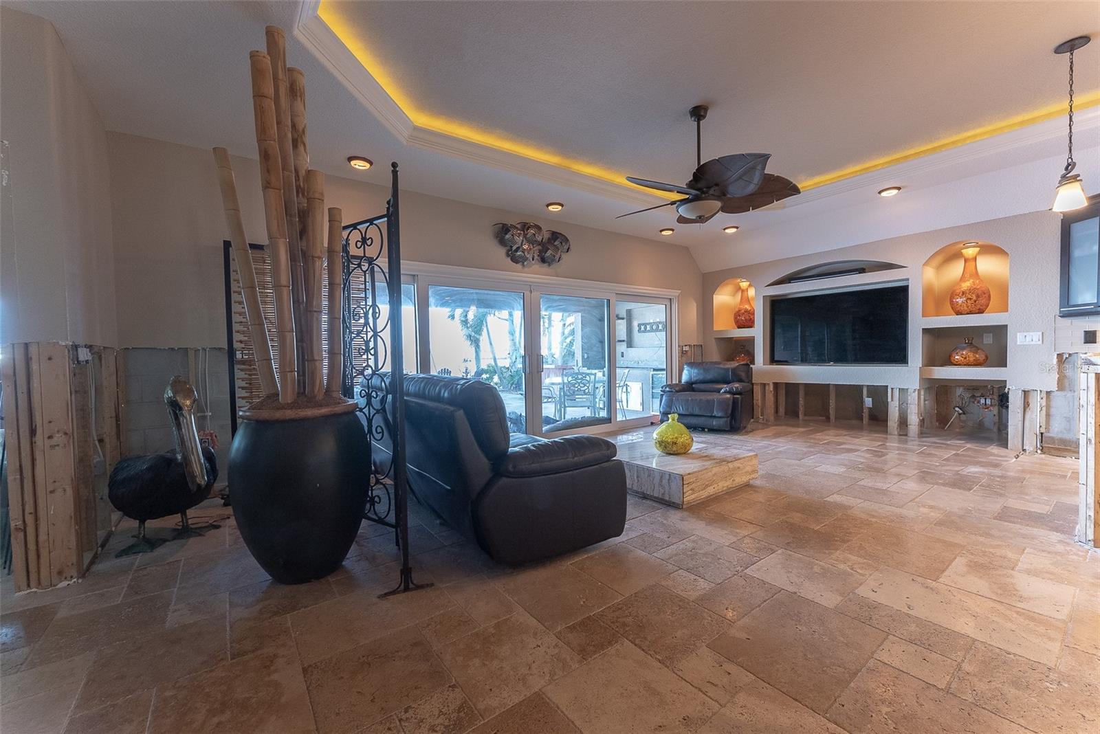 Living Room - Built In Features487 Harbor Dr S, Indian Rocks Beach, FL