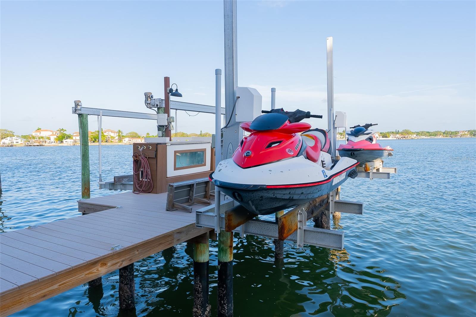 Wave Runner Lifts487 Harbor Dr S, Indian Rocks Beach, FL