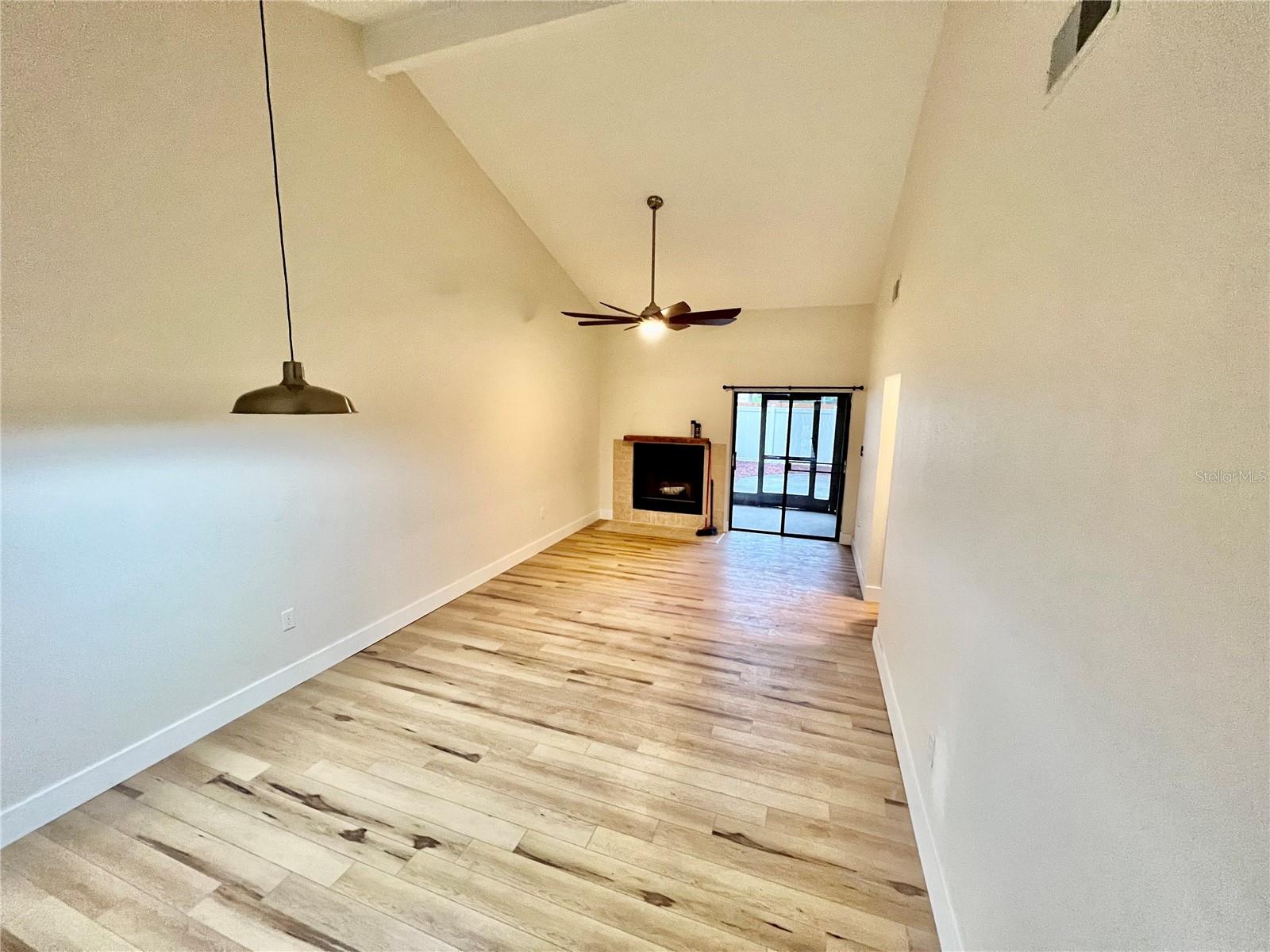 Living/Dining Room