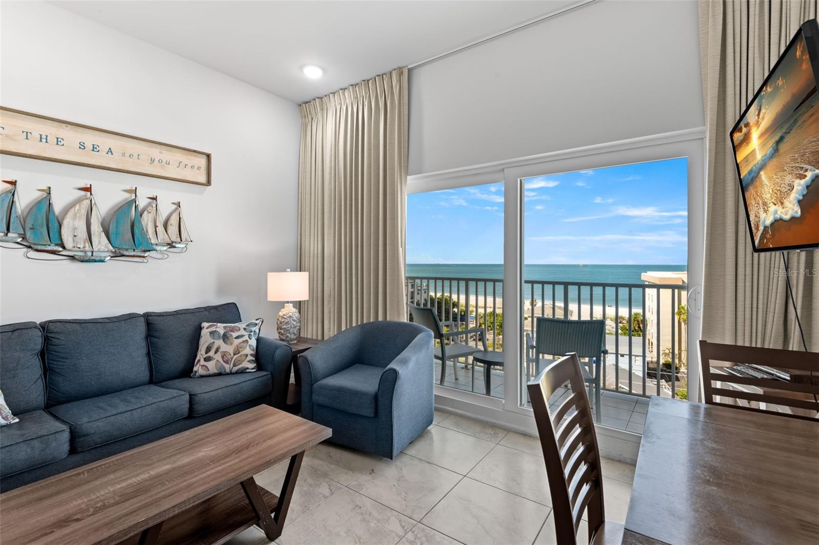 Living Area with Balcony Overlooking the Gulf