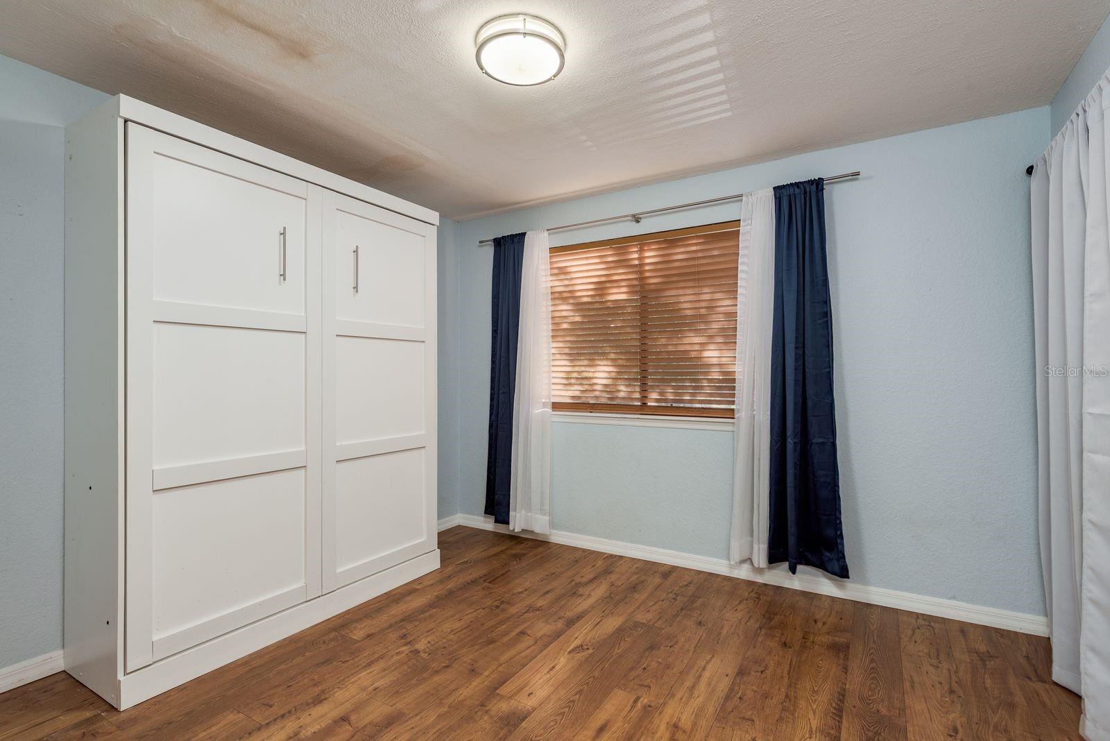 Second floor bedroom w/Murphy bed