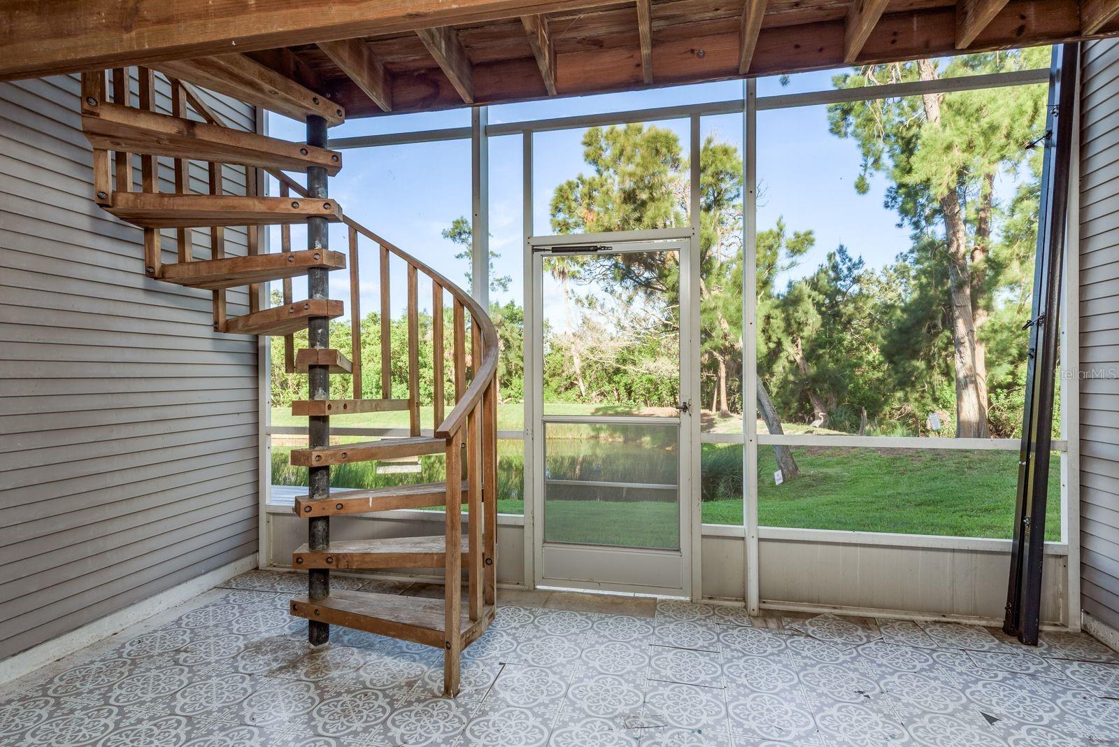 Walk out porch with screen