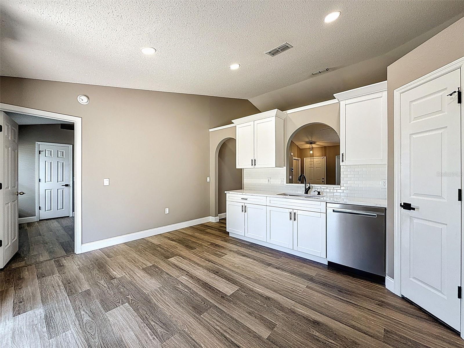 Beautifully updated kitchen