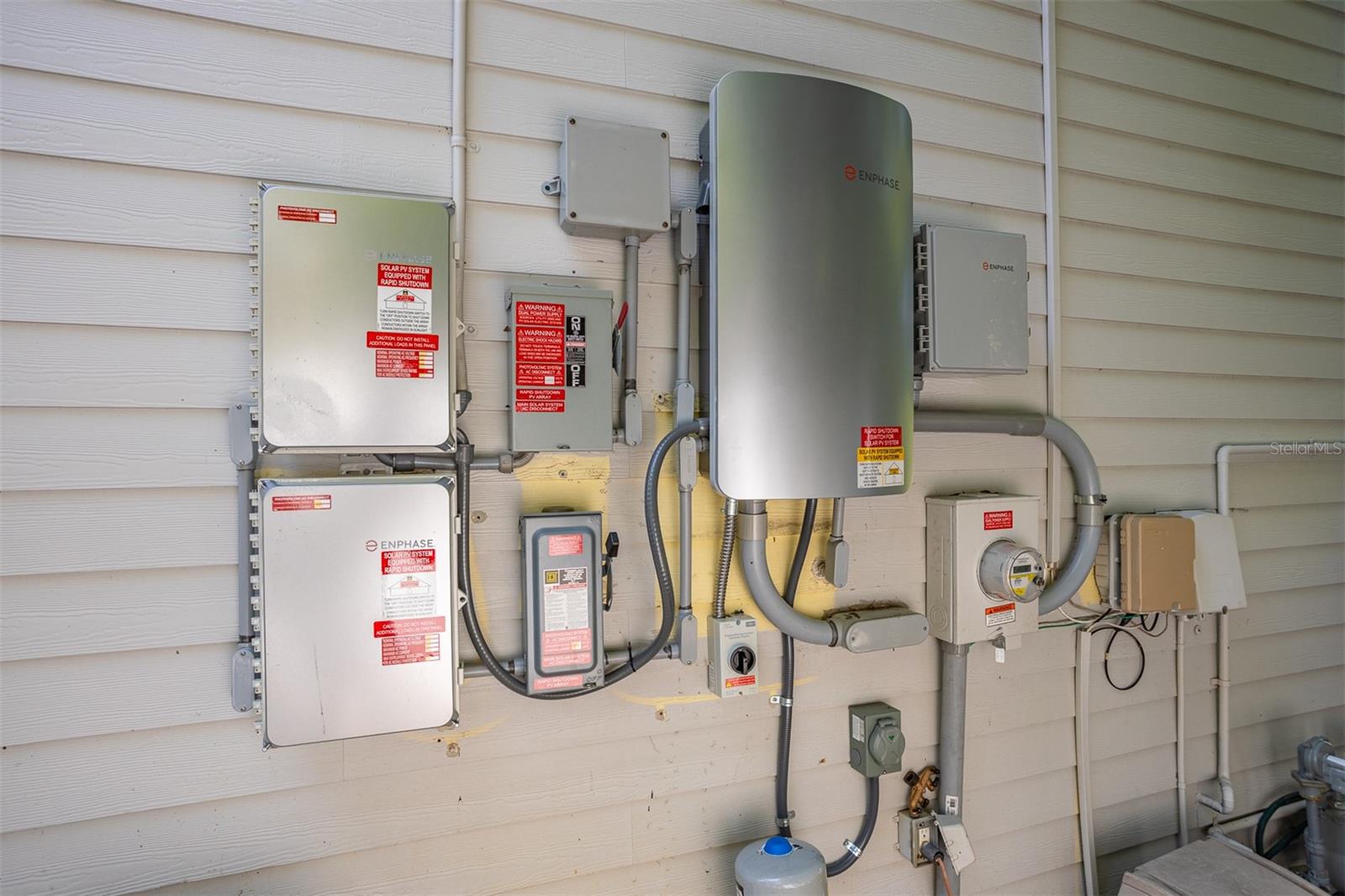 Energy Efficient Solar Panel equipment wall