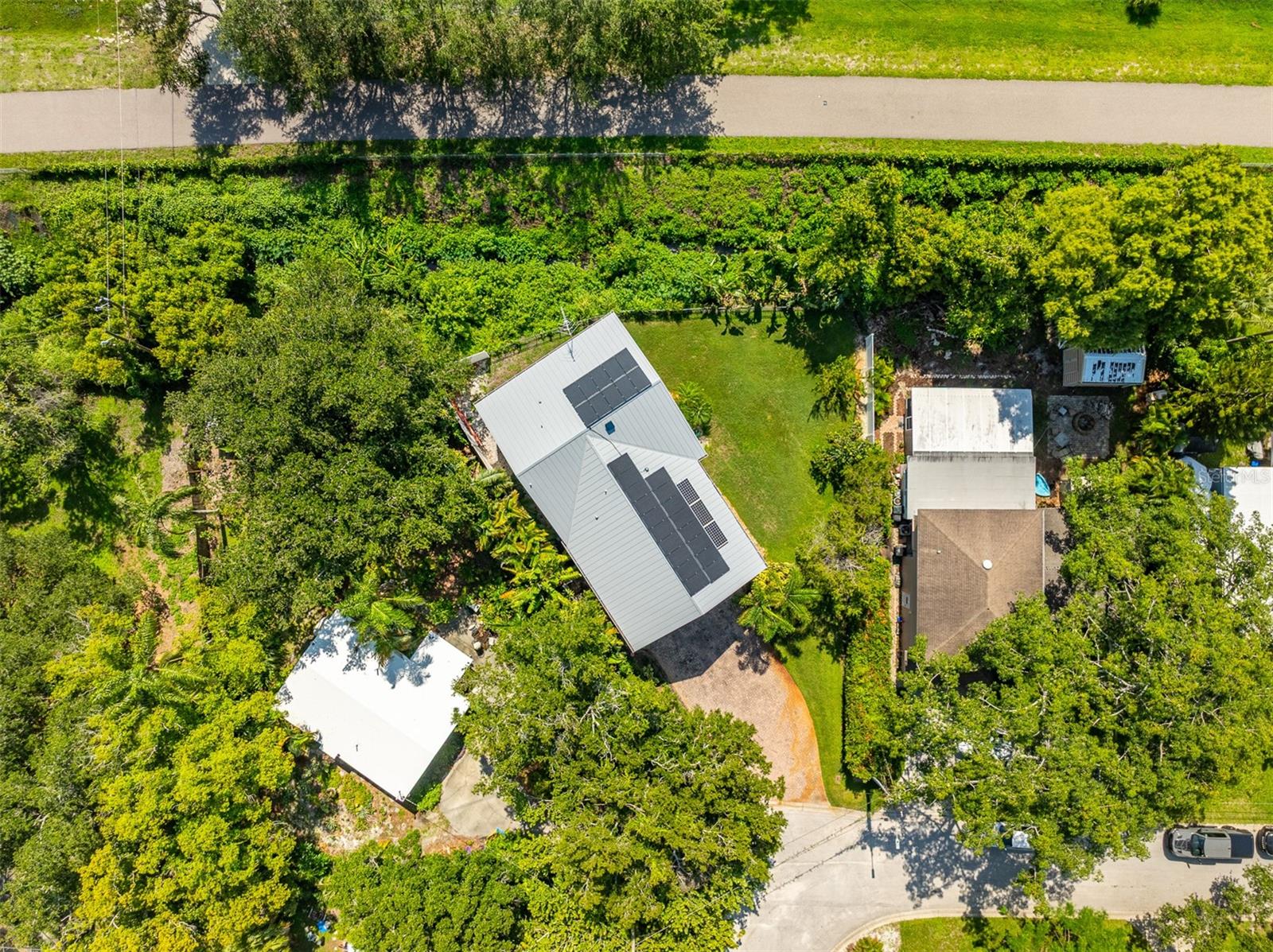 Energy Efficient Solar Panels minimizing electric bill