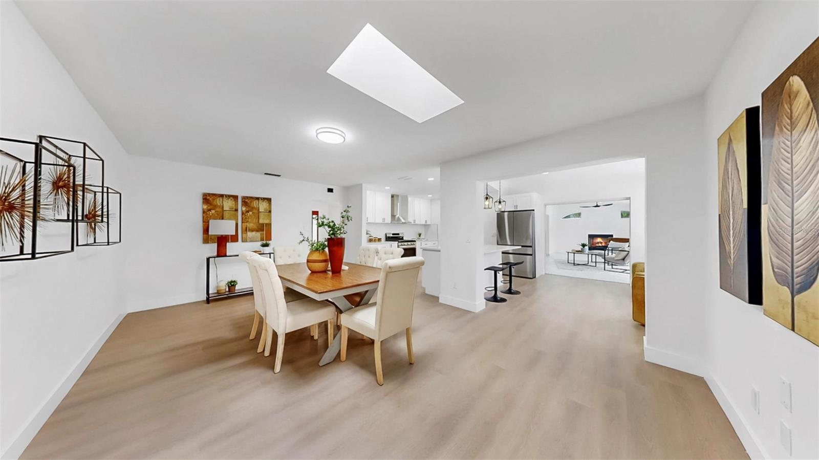 Dining room with natural sky light