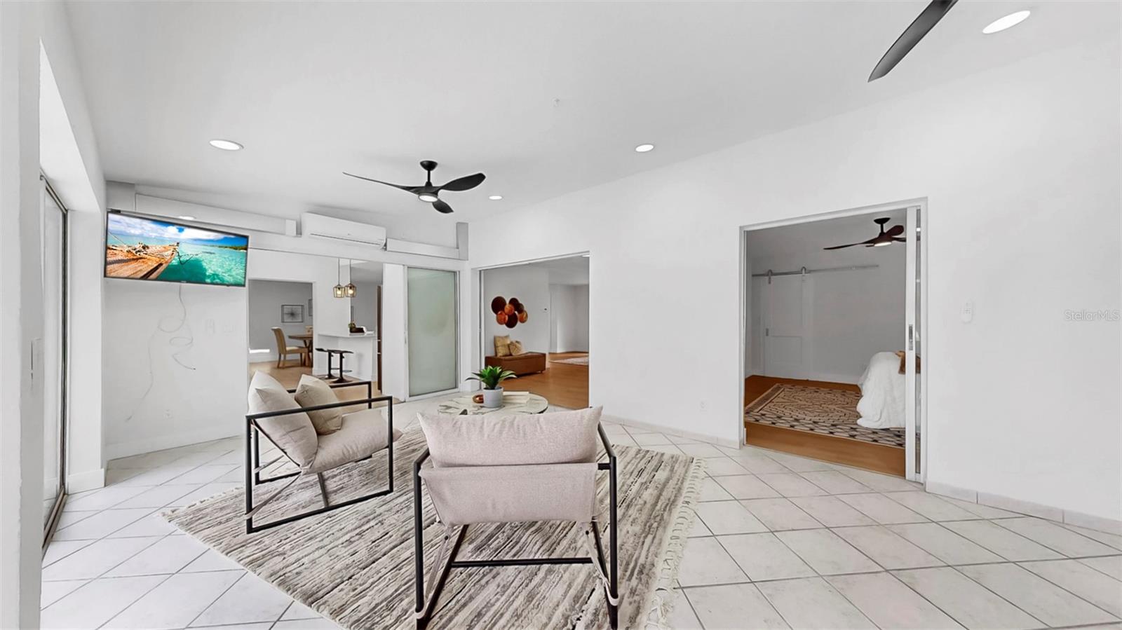 Sunny Florida Room