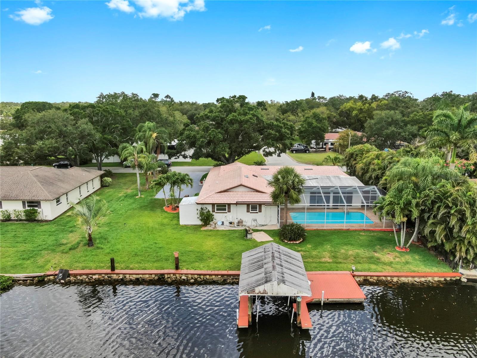 Waterfront paradise!