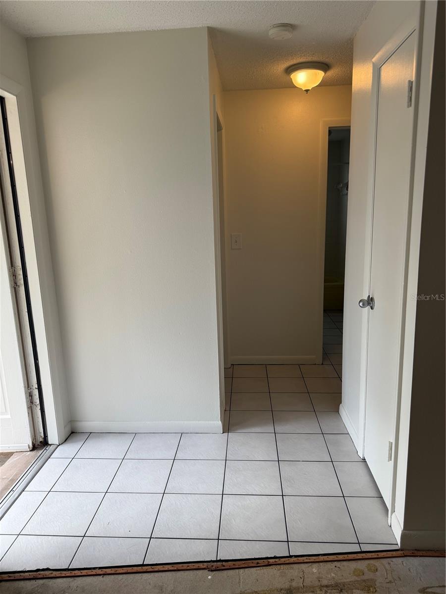 Tiled entry