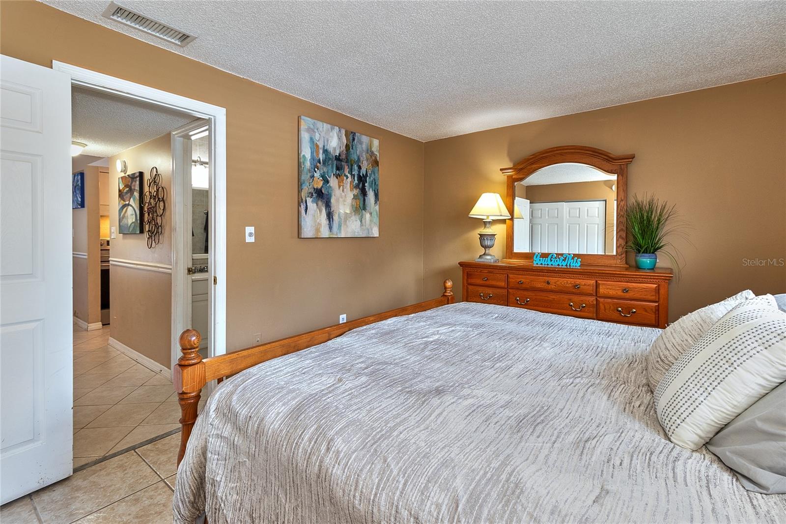 King-Size Bed
