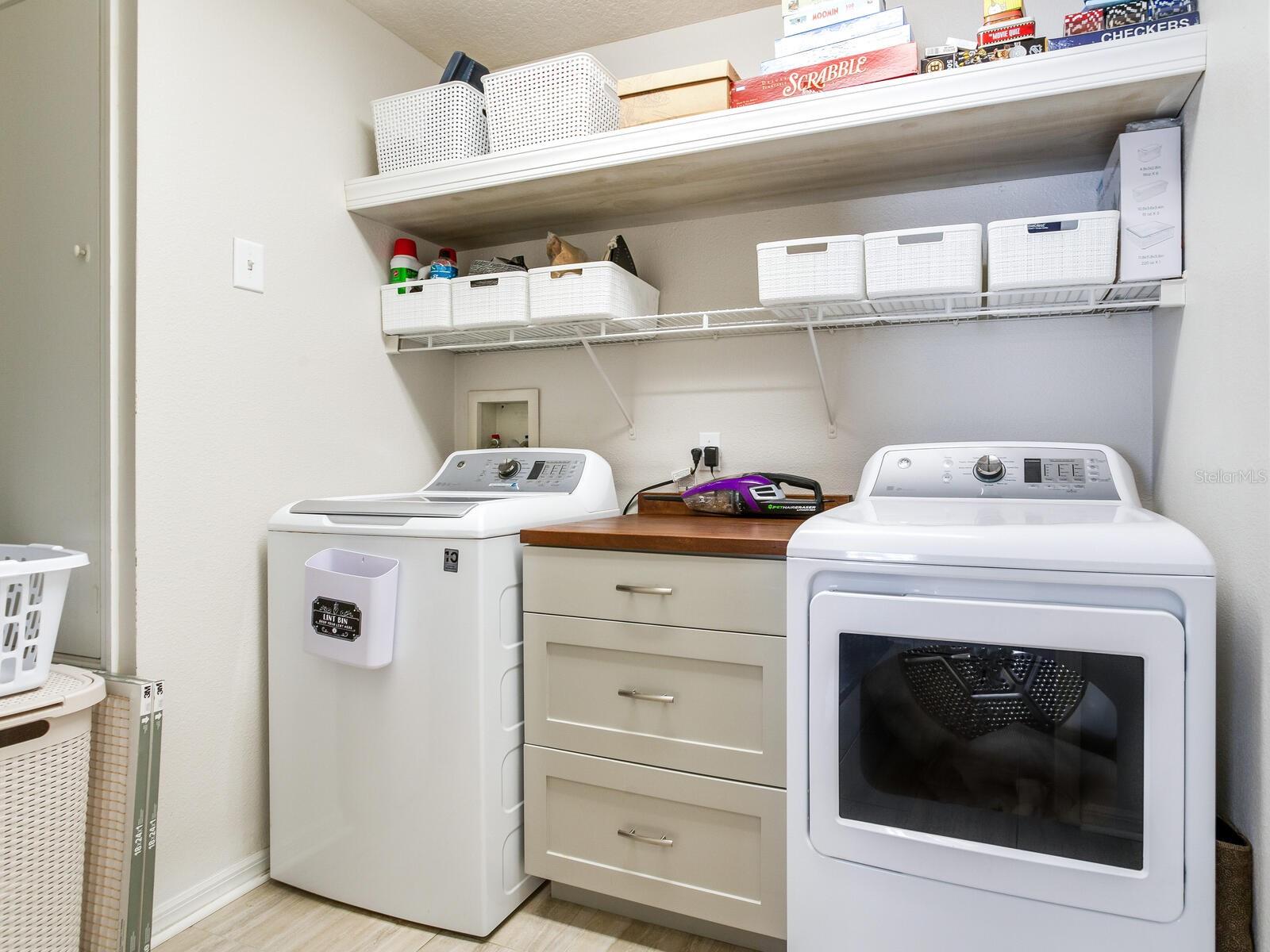 Utility Room - Washer / Dryer Convey