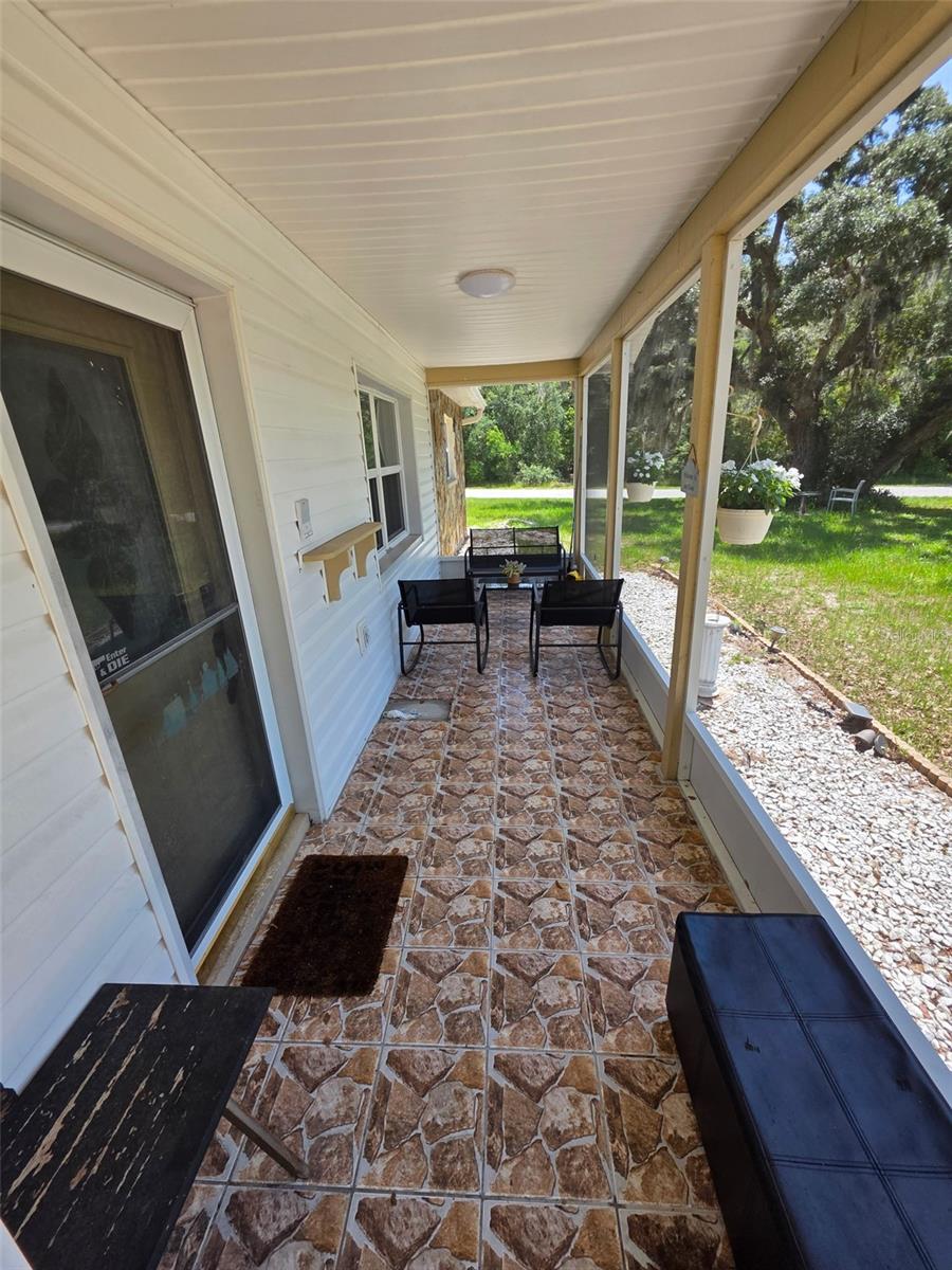 screened in front porch