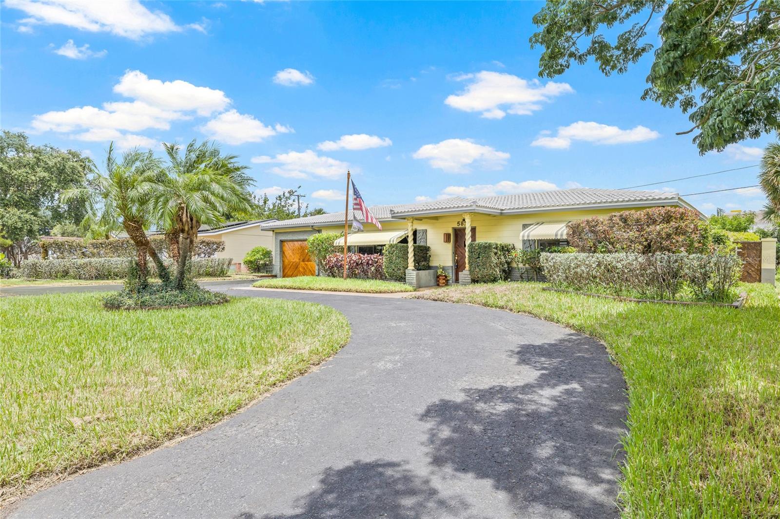 Spacious Circular Driveway- Tons of Parking!