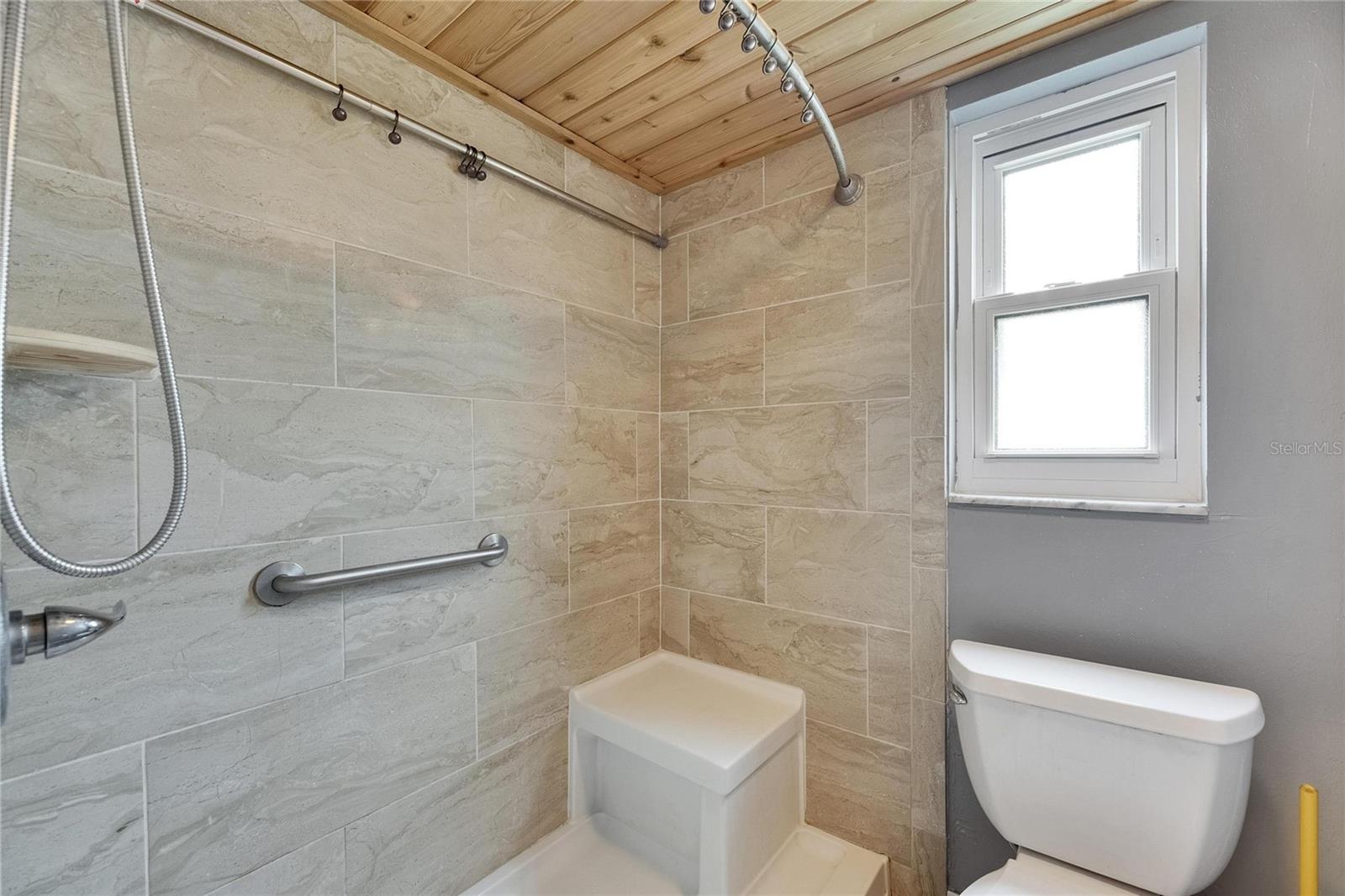 2nd Bathroom