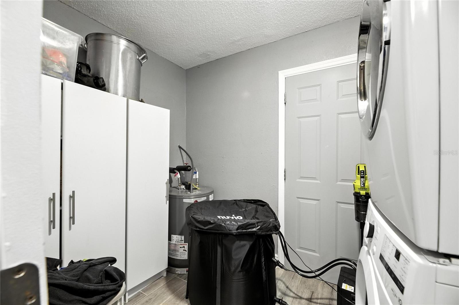 Laundry Room (Potential 2nd bath)