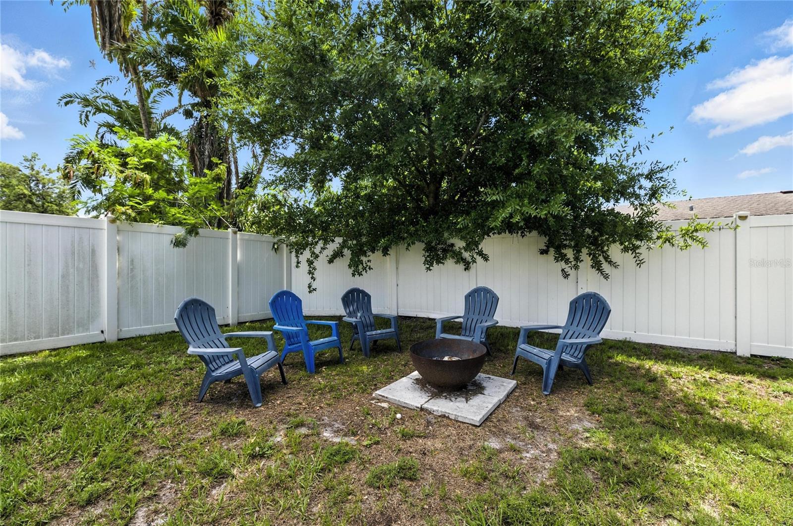 Backyard - Firepit