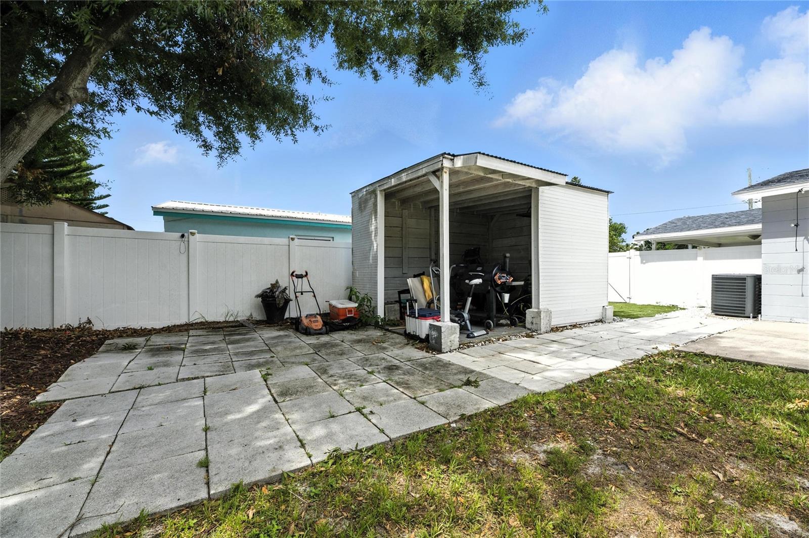 Cabana/Storage