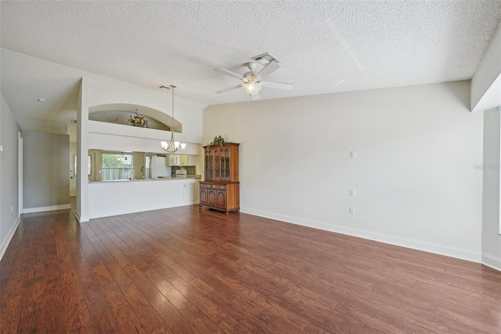 Living Room / Dining Room Combo