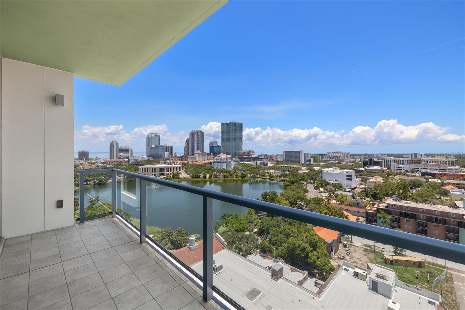 Private balcony - Southeast views