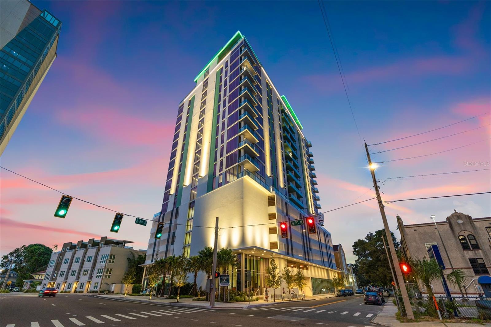 Convenient located just 3 blocks from Central Ave