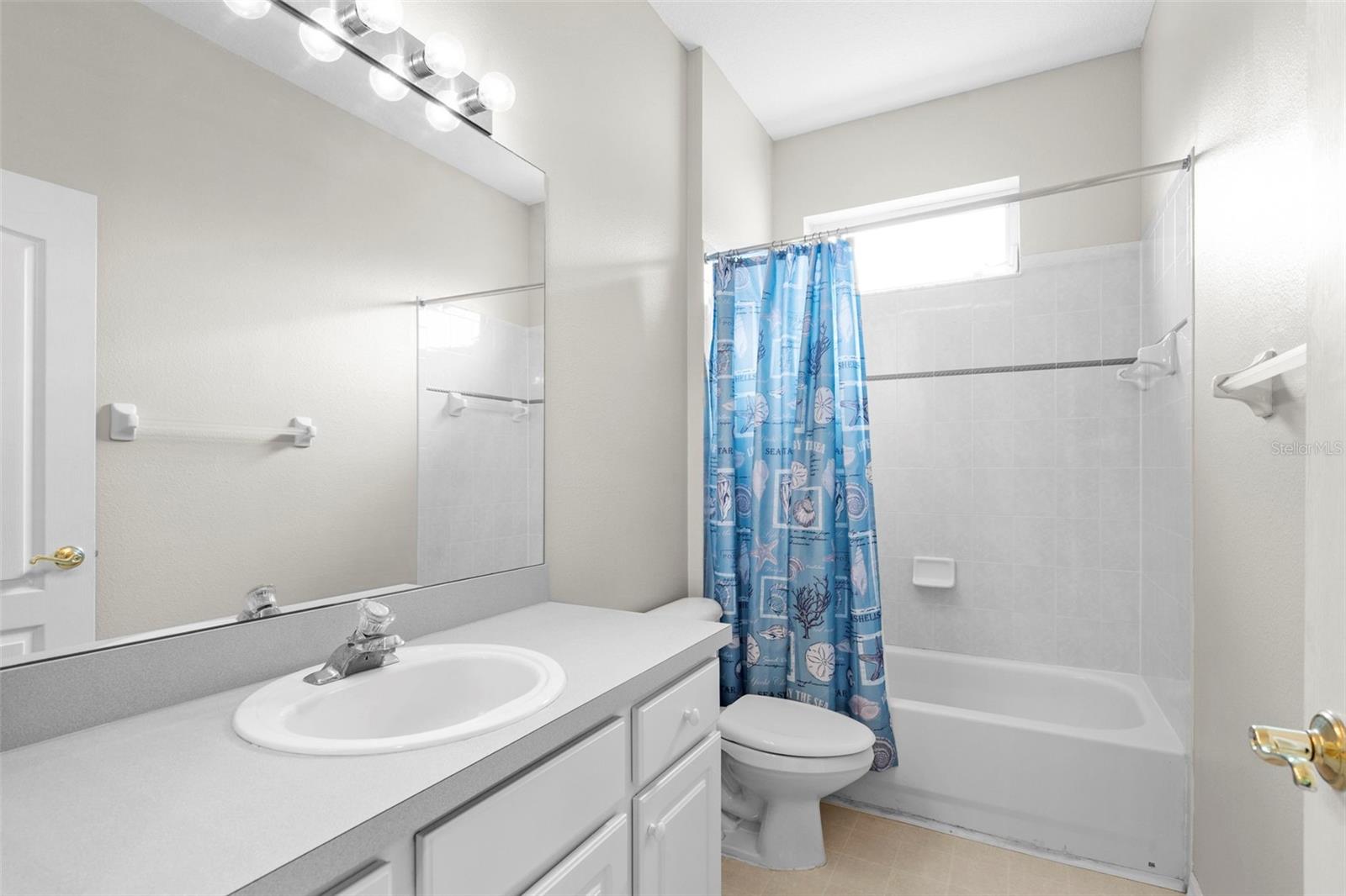 Second Full Bathroom
