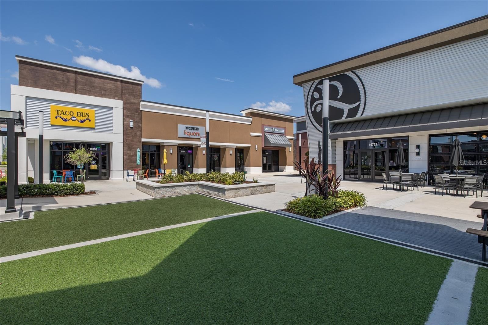 Restaurants and shopping right in the community