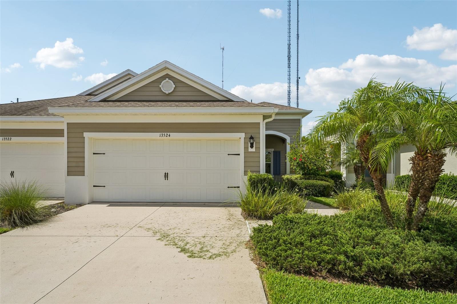 WELCOME TO 13524 CIRCA CROSSING!