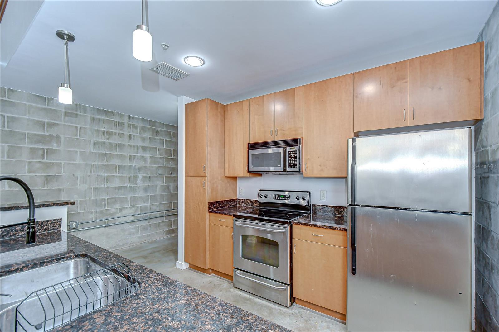 Enjoy preparing your favorite meals here!