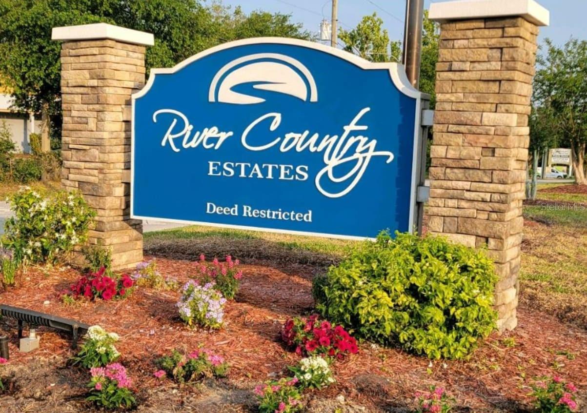 Entrance to River County
