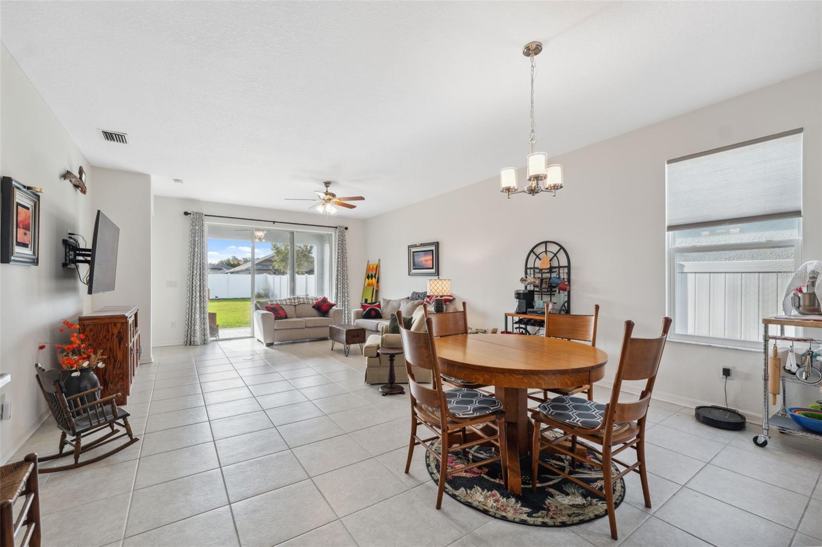 Dining/Living Room