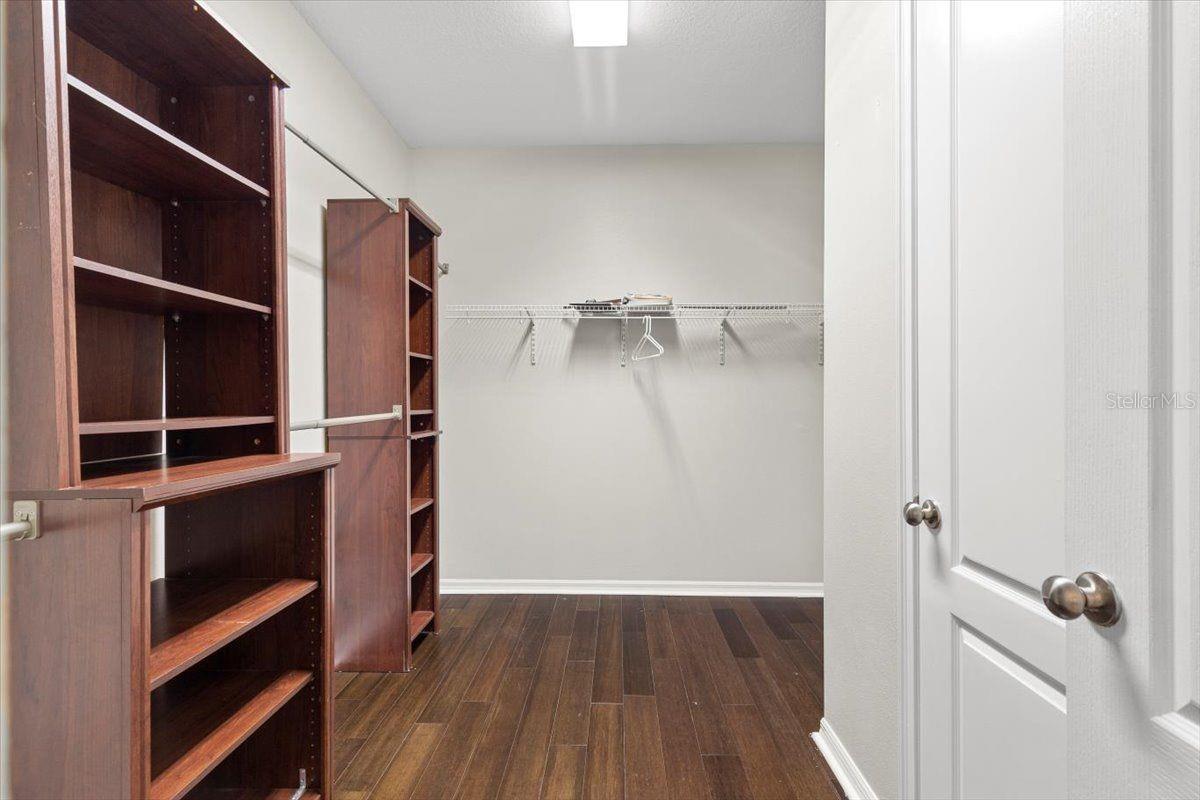 Custom Built-in Walk-in closet