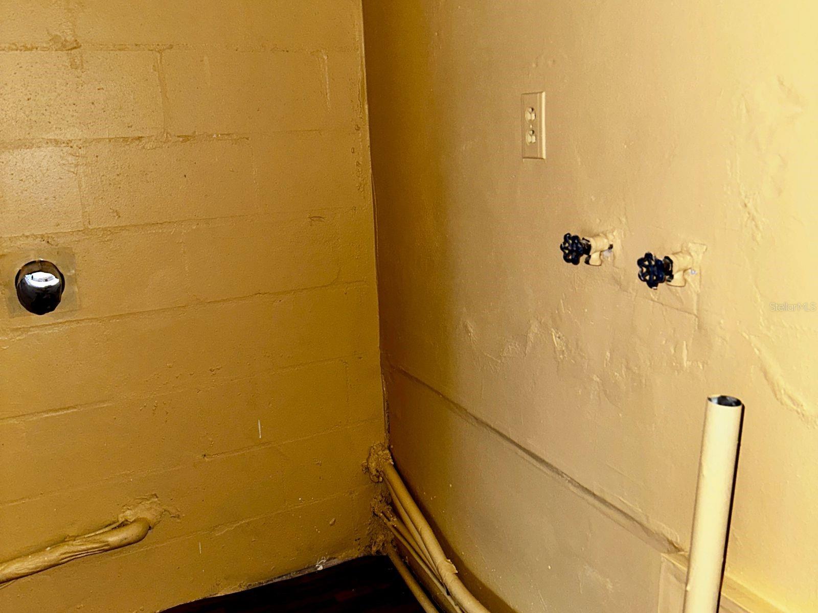 washer dryer hook up