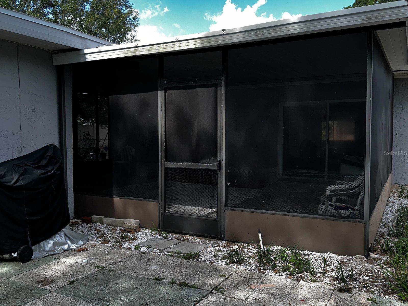 screened lanai