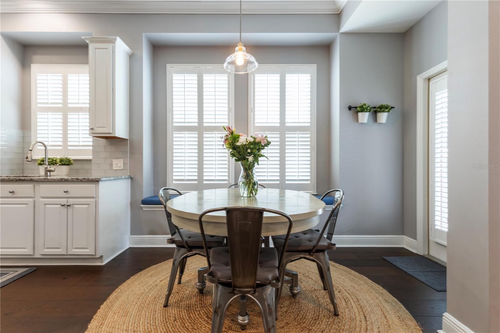 Breakfast nook