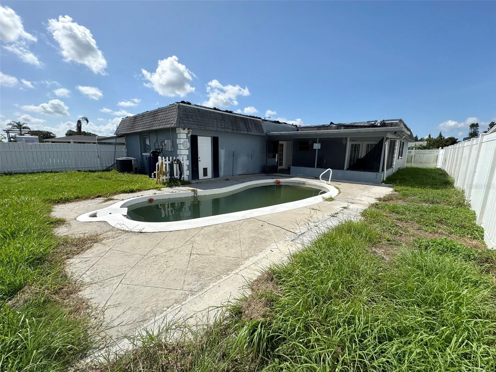 TB8398063