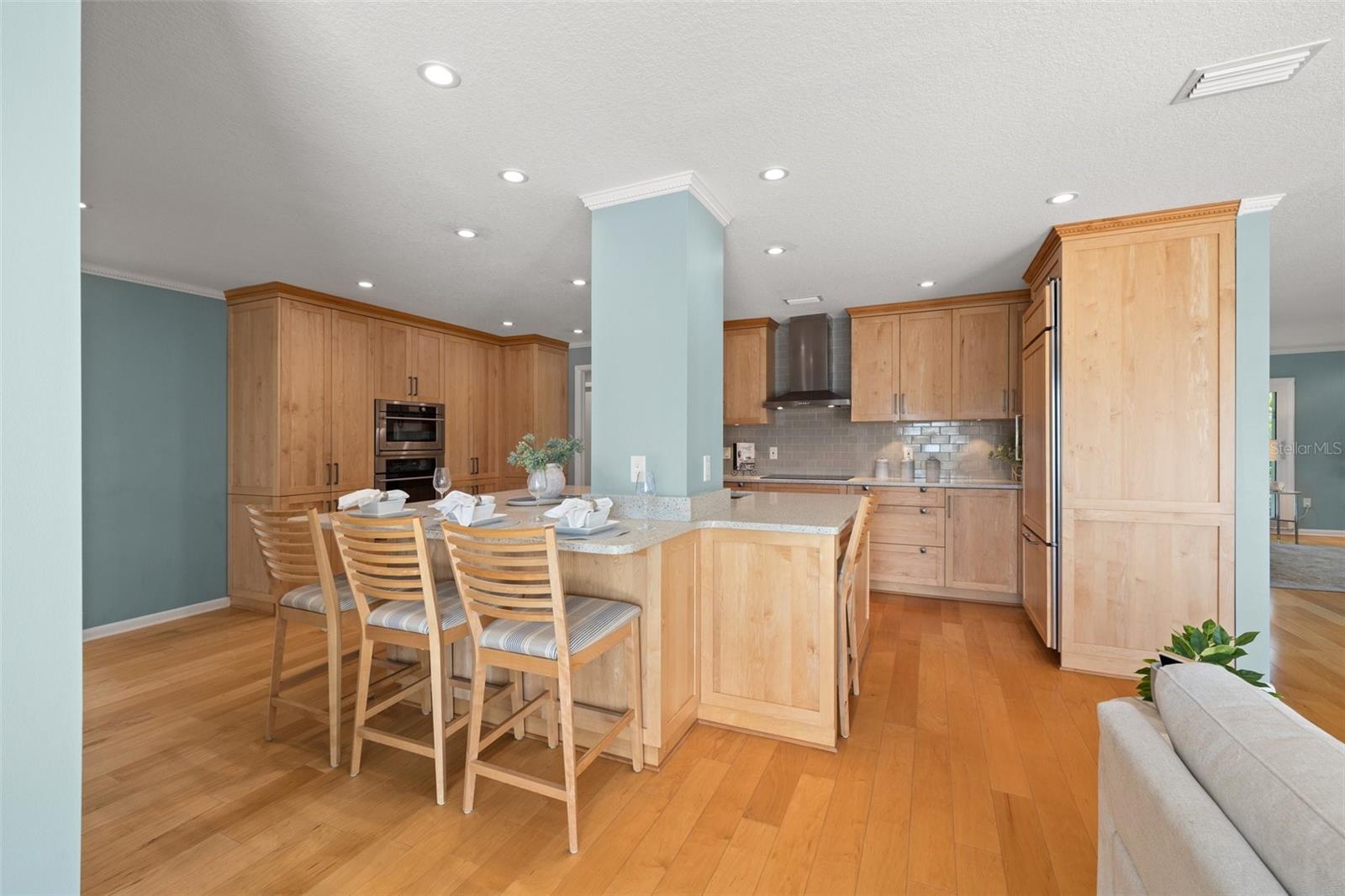 Shown with Previous Floor & Staging