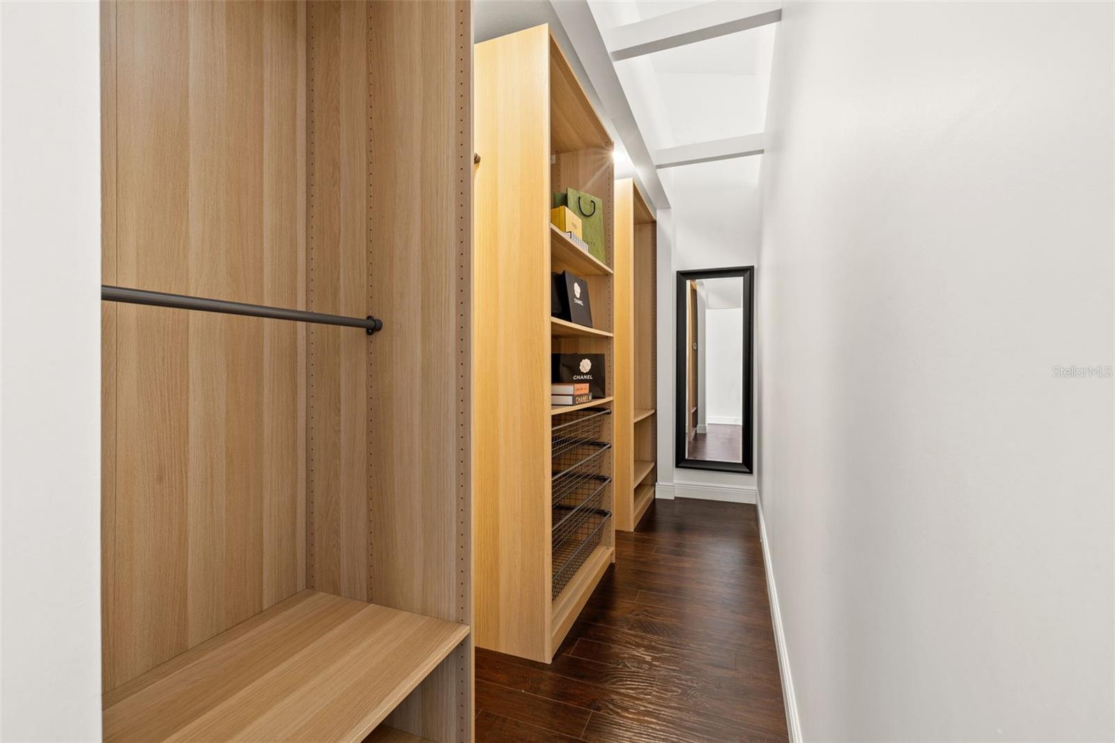 Walk in Closet/Primary