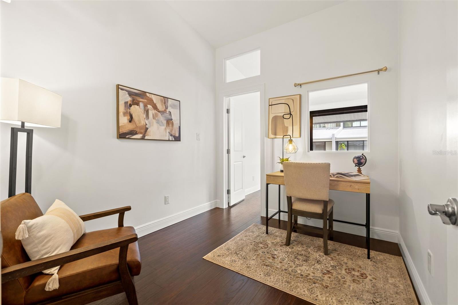 Guest Room /Home office