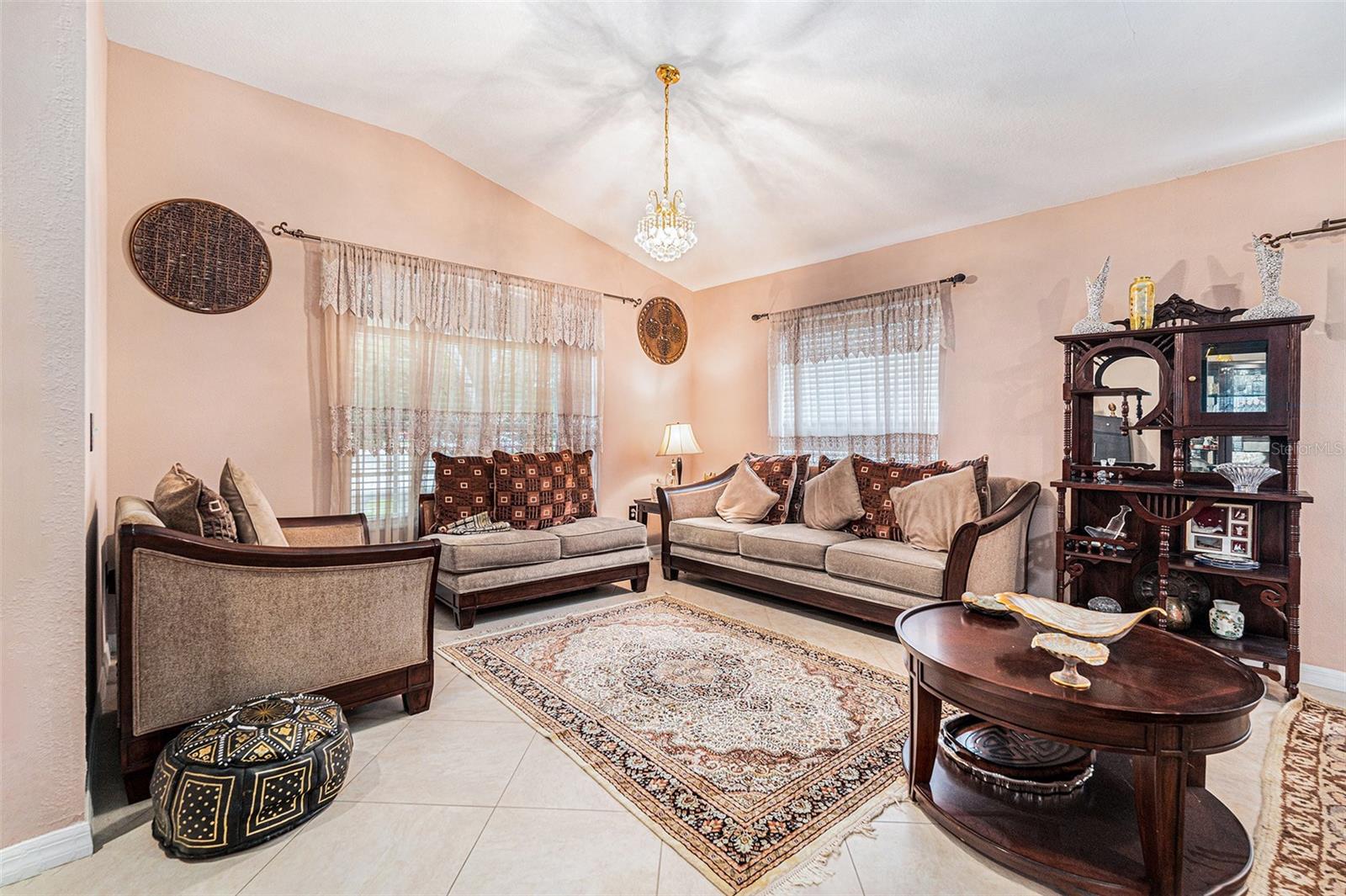 Bright Family room