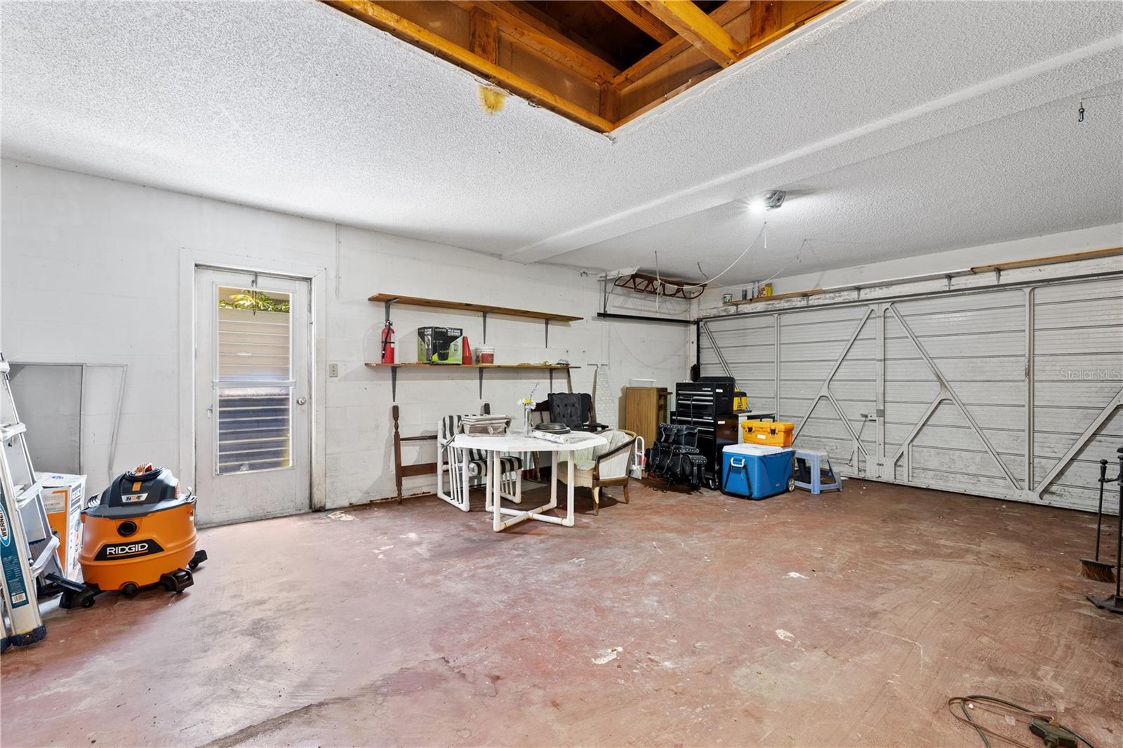 2 car garage