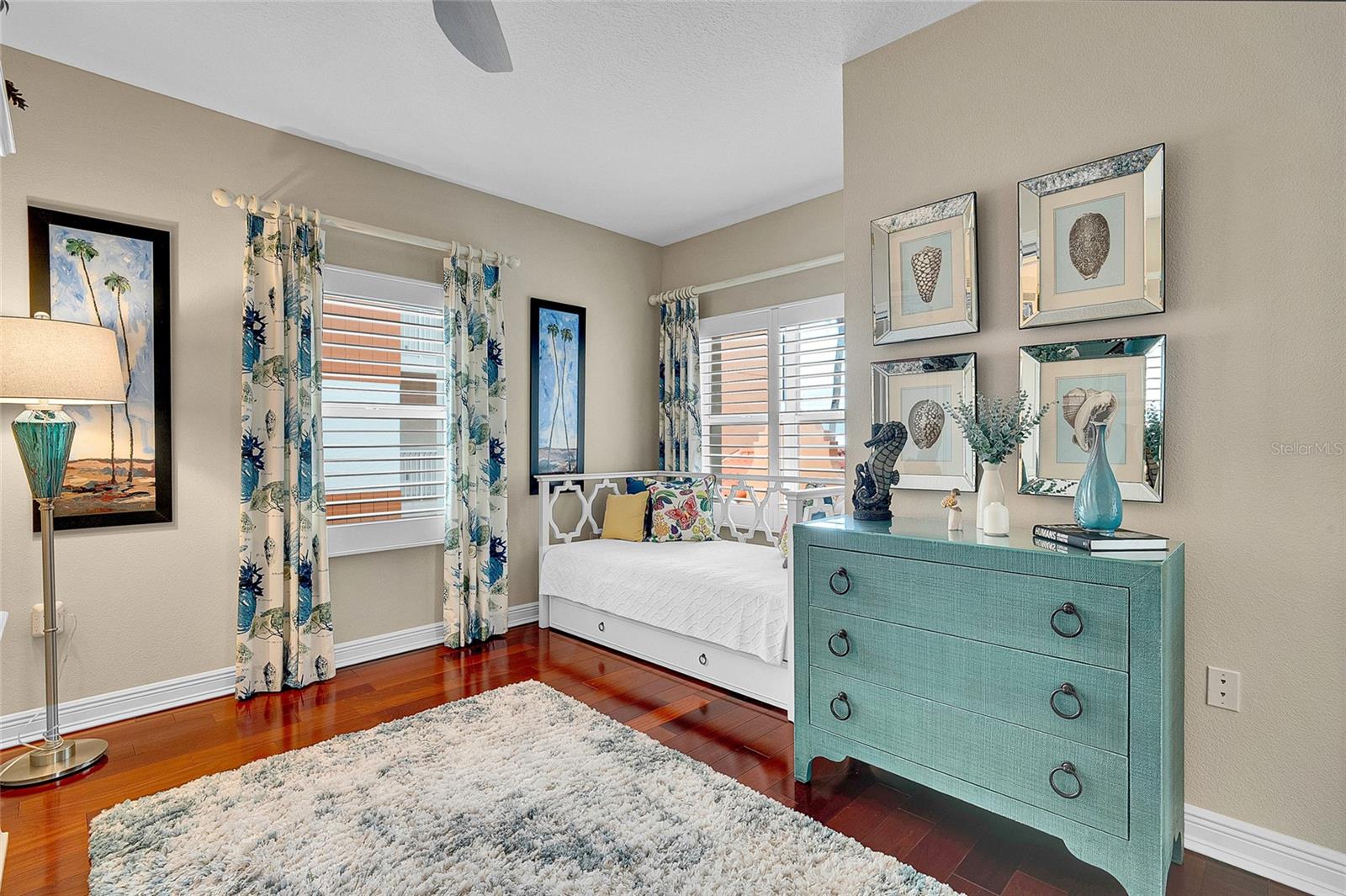 guest room 2